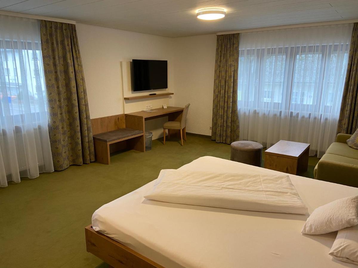 Gasthaus Hotel Kranz 劳芬博格 外观 照片