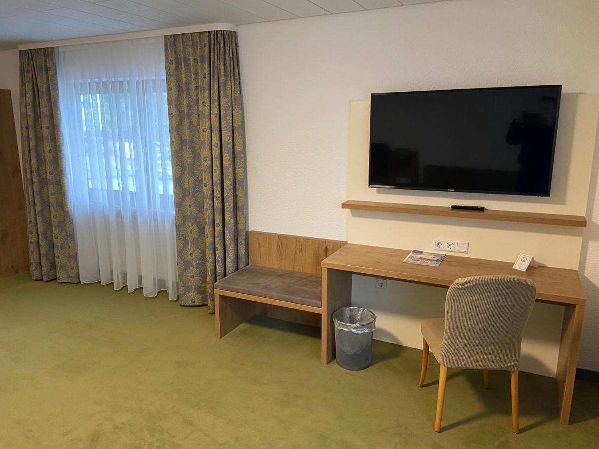 Gasthaus Hotel Kranz 劳芬博格 外观 照片