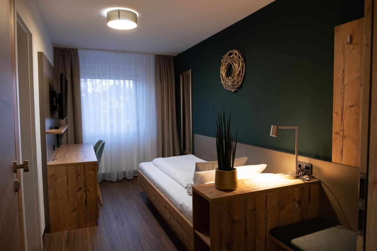 Gasthaus Hotel Kranz 劳芬博格 外观 照片
